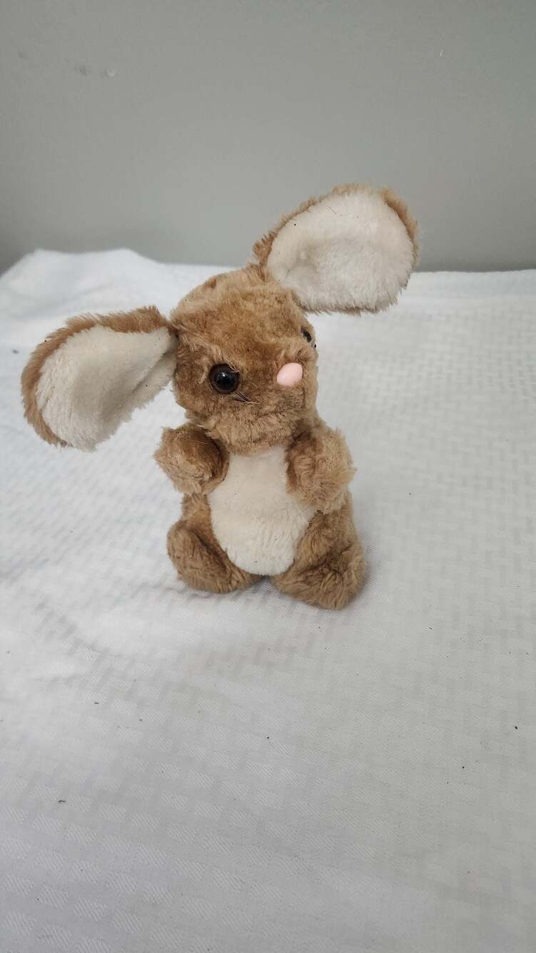 Vintage Small‎ Brown and Cream Plush Sitting Bunny Rabbit